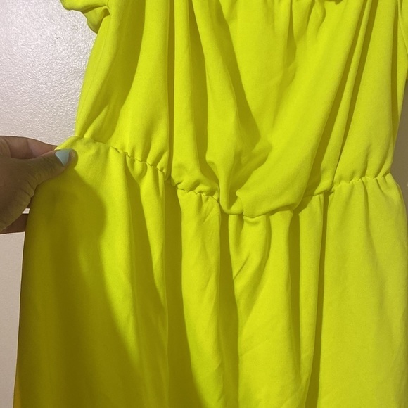 Neon green dress - Picture 3 of 4